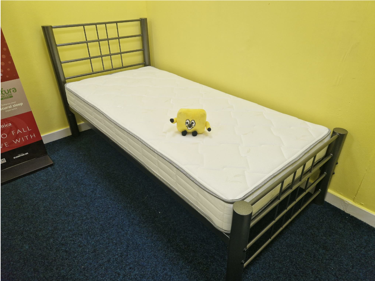 Cubrix Bed Frame - Image 2