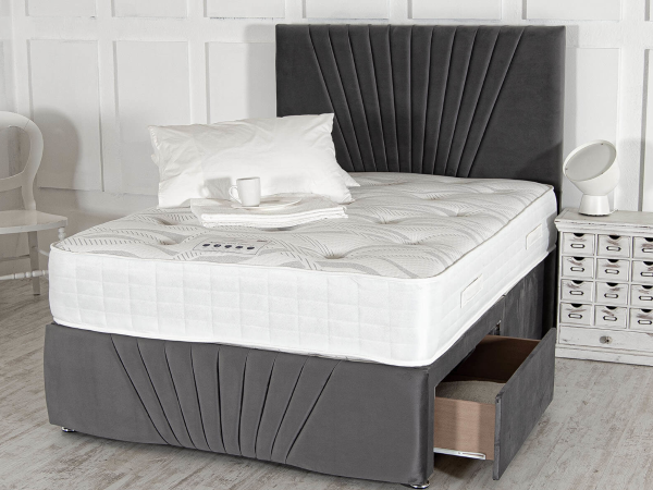 Augusta Divan Set